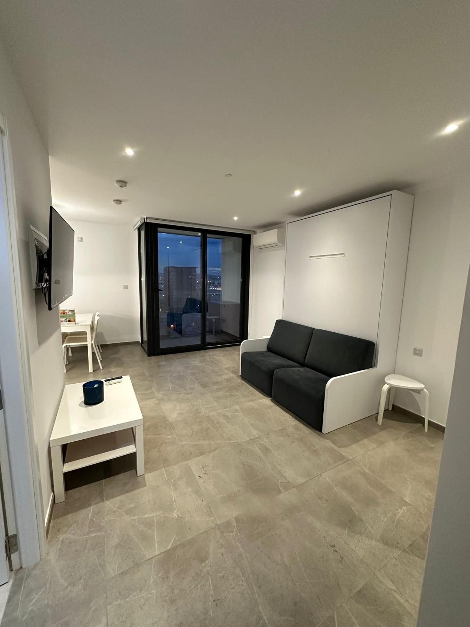 New Cp Luxury Studio With Spa Gibraltár Kültér fotó
